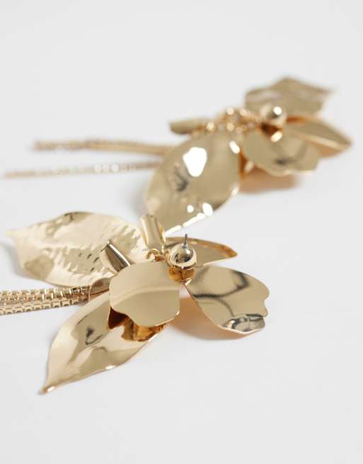 ASOS DESIGN Statement petal drop earring with diamante detail in gold tone, 3 of 4