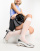 Thumbnail 1 van 4