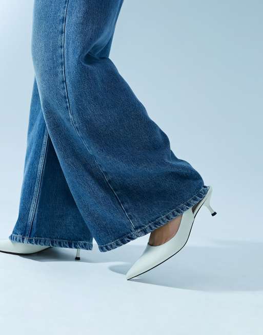 ASOS DESIGN – Stella – Lederschuhe in gebrochenem Weiß mit Fersenriemchen und mittelhohem Absatz