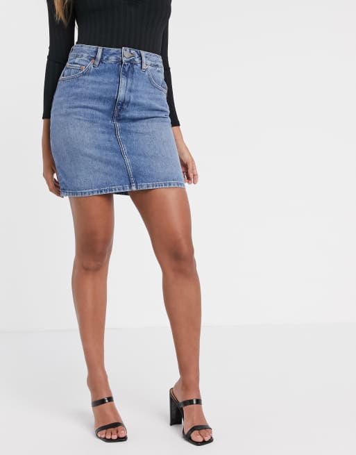 ASOS DESIGN – Stentvättad blå jeanskjol med hög midja, 4 av 4