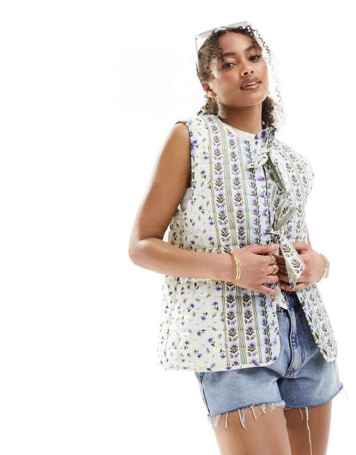 ASOS DESIGN – Steppweste in Weiß mit Schleifen