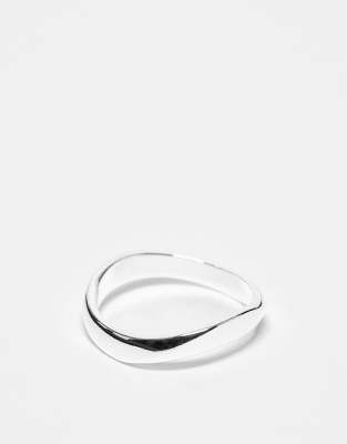 sterling silver molten band ring in silver