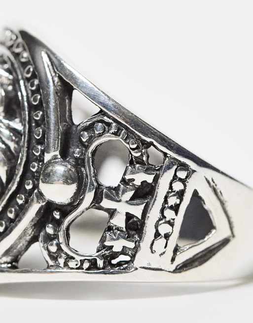 ASOS DESIGN sterling silver signet ring with lion's head in burnished silver, 3 of 4