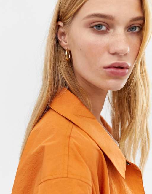 ASOS DESIGN sterling silver with gold plate tube hoop earrings in 25mm, 3 of 4