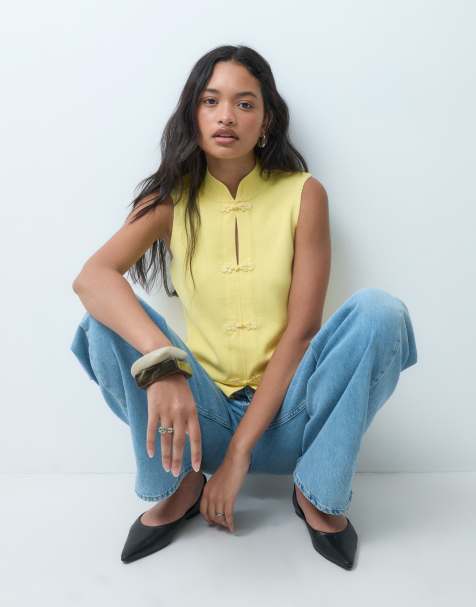 ASOS DESIGN stickad ärmlös topp med ståkrage i ljusgul - view 1