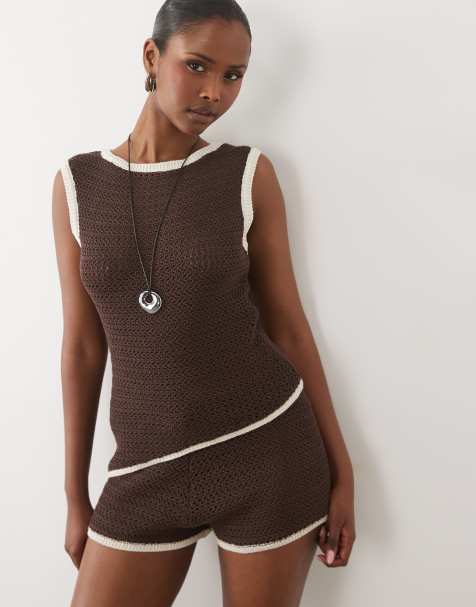 ASOS DESIGN stickad figursydd virkad asymmetrisk topp i set i choklad - view 1