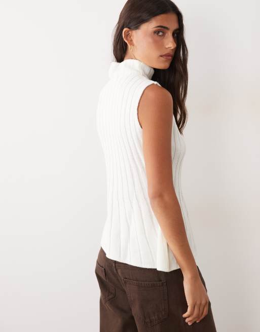 ASOS DESIGN stickad ribbad topp med hög krage i cream, 4 av 4