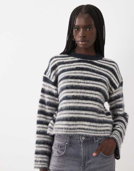 ASOS DESIGN stickad tröja i marinblått med borstad rand, 3 av 4