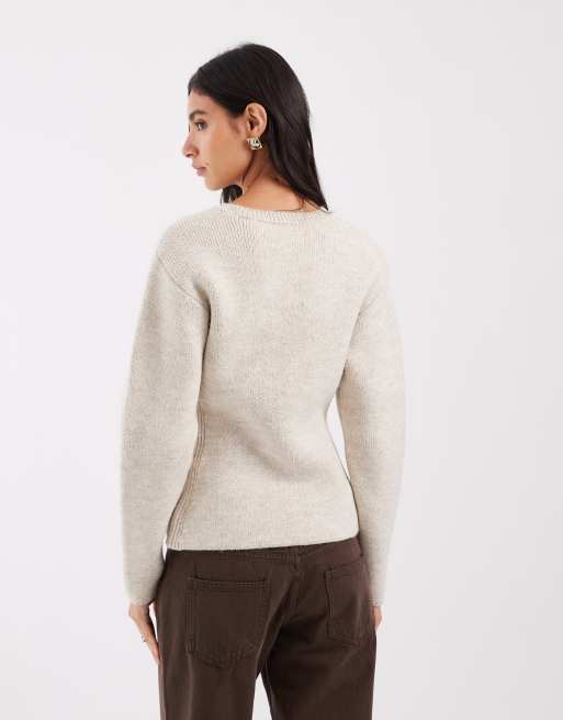 ASOS DESIGN stickad tröja med markerad midja i elfenbensvit, 4 av 4