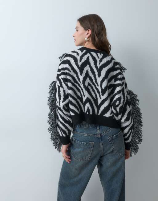 ASOS DESIGN stickad tröja med zebramönster och fransar i svart och vitt, 4 av 4
