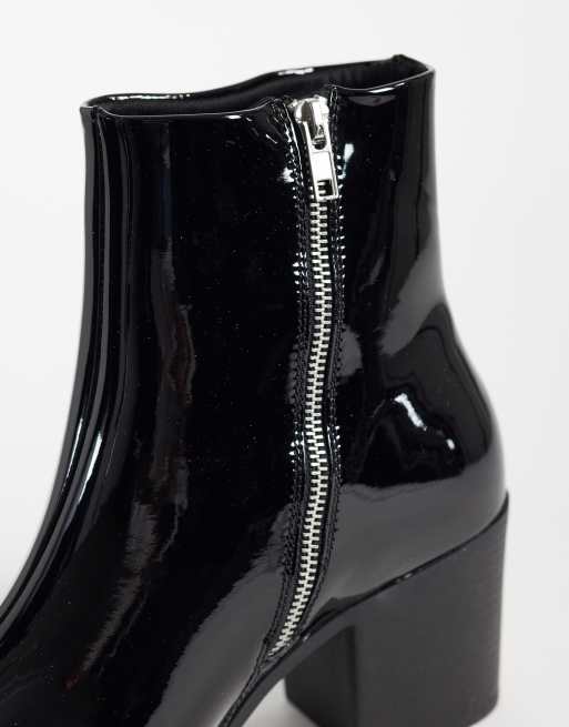 ASOS DESIGN Stiefel mit Absatz und Reißverschluss in Schwarz, Lack, 3 von 4