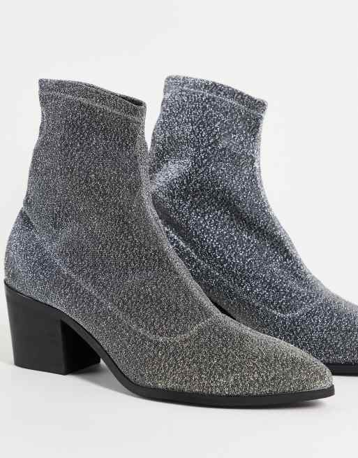 ASOS DESIGN - Stivaletti Chelsea a calza color argento a punta con tacco