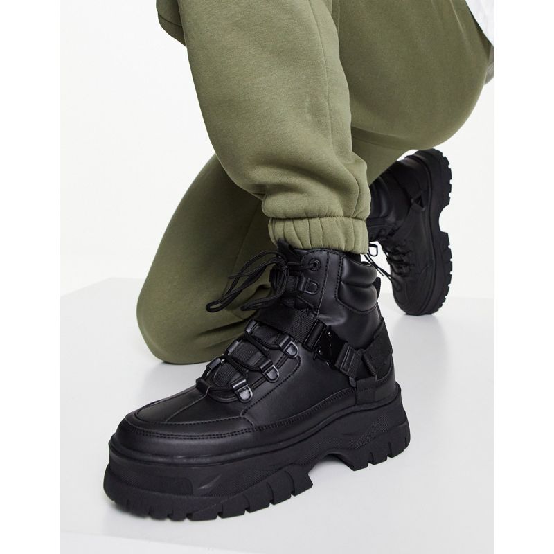 Scarpe, Stivali e Sneakers Stivali DESIGN - Stivali stringati neri in pelle sintetica con suola spessa