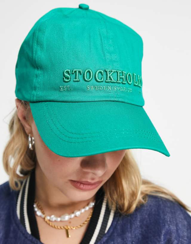 ASOS DESIGN Stockholm cap in green