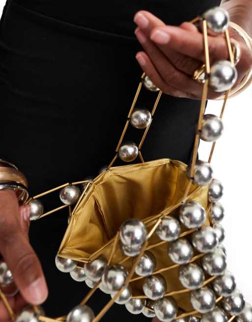 ASOS DESIGN - Stor håndtaske med kugledesign i forskellige metaller, 3 af 4