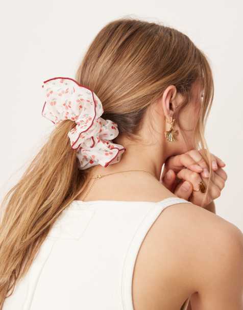 ASOS DESIGN - Stor scrunchie med kirsebærprint og kontrastfarvet rødt kantbånd - view 1