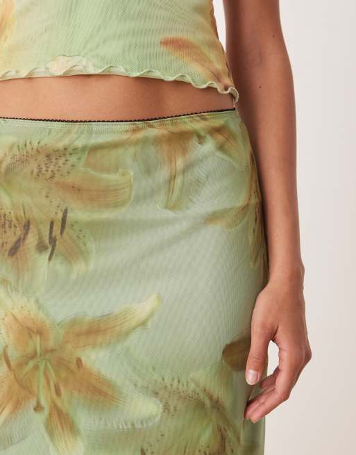 ASOS DESIGN – Storblommig midikjol i mesh, 5 av 5