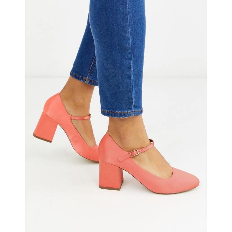 Coral low heel sandals hotsell