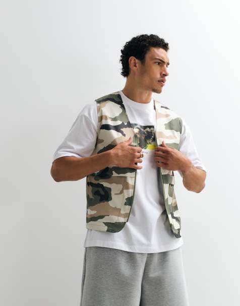ASOS DESIGN stormMAX™ vandafvisende utility-vest i camo - view 1