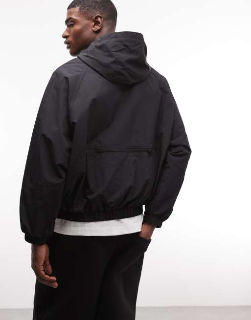 ASOS DESIGN stormMAX™ wasserabweisende Packaway-Regenjacke in Schwarz, 5 von 7