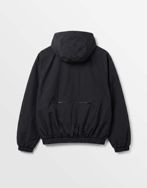ASOS DESIGN stormMAX™ wasserabweisende Packaway-Regenjacke in Schwarz, 7 von 7