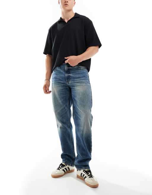 ASOS DESIGN straight fit jeans with heavy wash in mid wash blue, 3 of 5