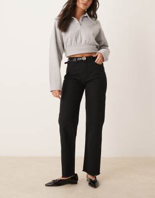 ASOS DESIGN - Straight Jeans in Schwarz mit 90er-Schnitt