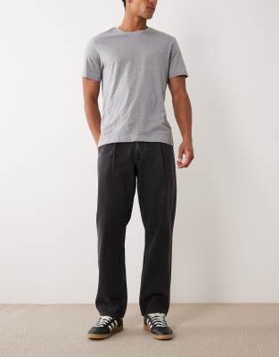 Straight Jeans in verwaschenem Schwarz mit Nadelstreifen Schwarz 52 Short