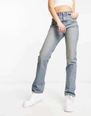 ASOS DESIGN - Straight Jeans in Vintage-Blau mit mittelhohem Bund