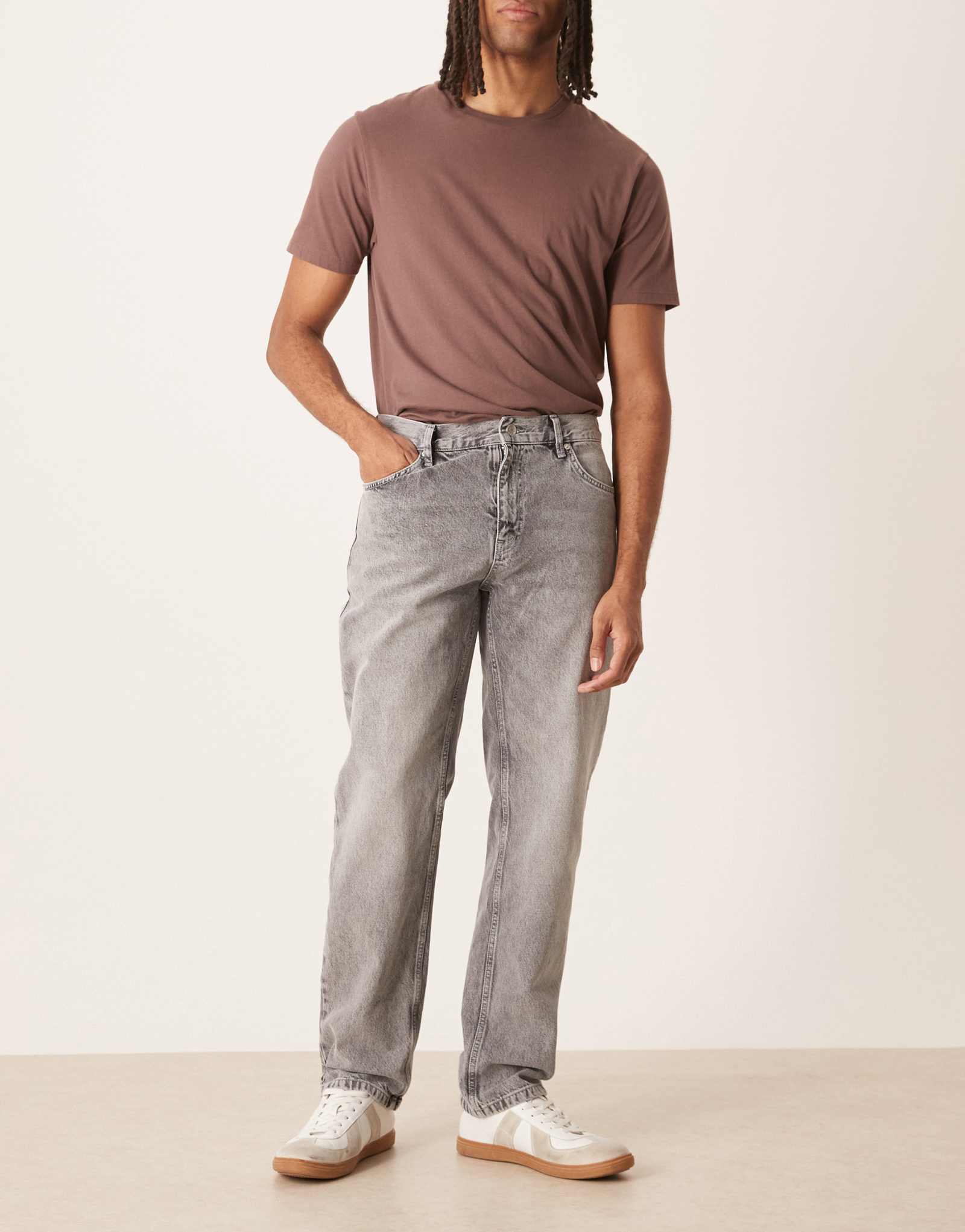 ДИЗАЙНЕРСКИЕ джинсы ASOS с прямыми штанинами темно-серого цвета в стирке