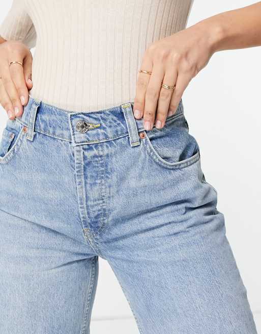 ASOS DESIGN straight leg jeans in lightwash