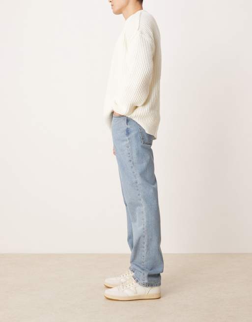 ASOS DESIGN straight leg jeans in mid wash blue , 3 of 5