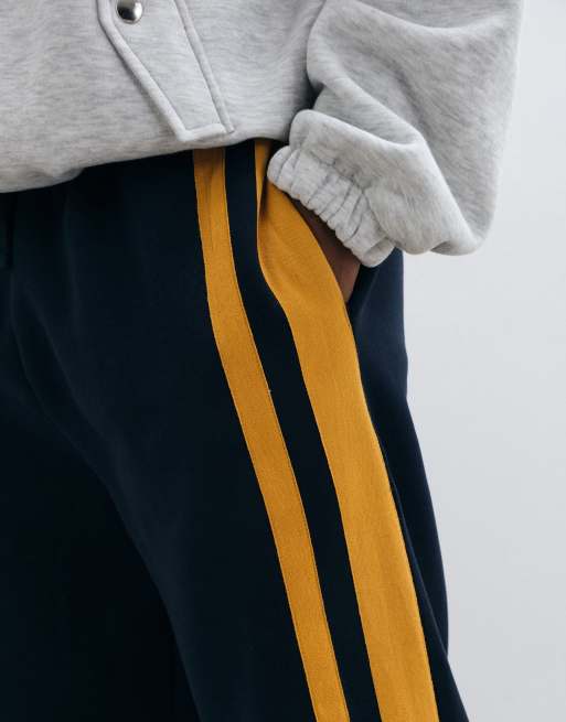 ASOS DESIGN straight leg jogger with woven tape in navy, 3 of 5