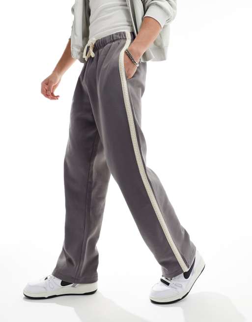 Straight-cut Joggers - Light gray melange - Ladies