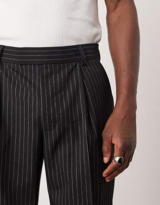 ASOS DESIGN - Sorte og metalliske habitbukser med lige ben og nålestriber