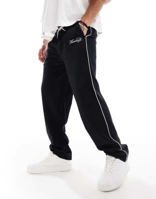 straight leg sweatpants with embroidery and tipping details in black