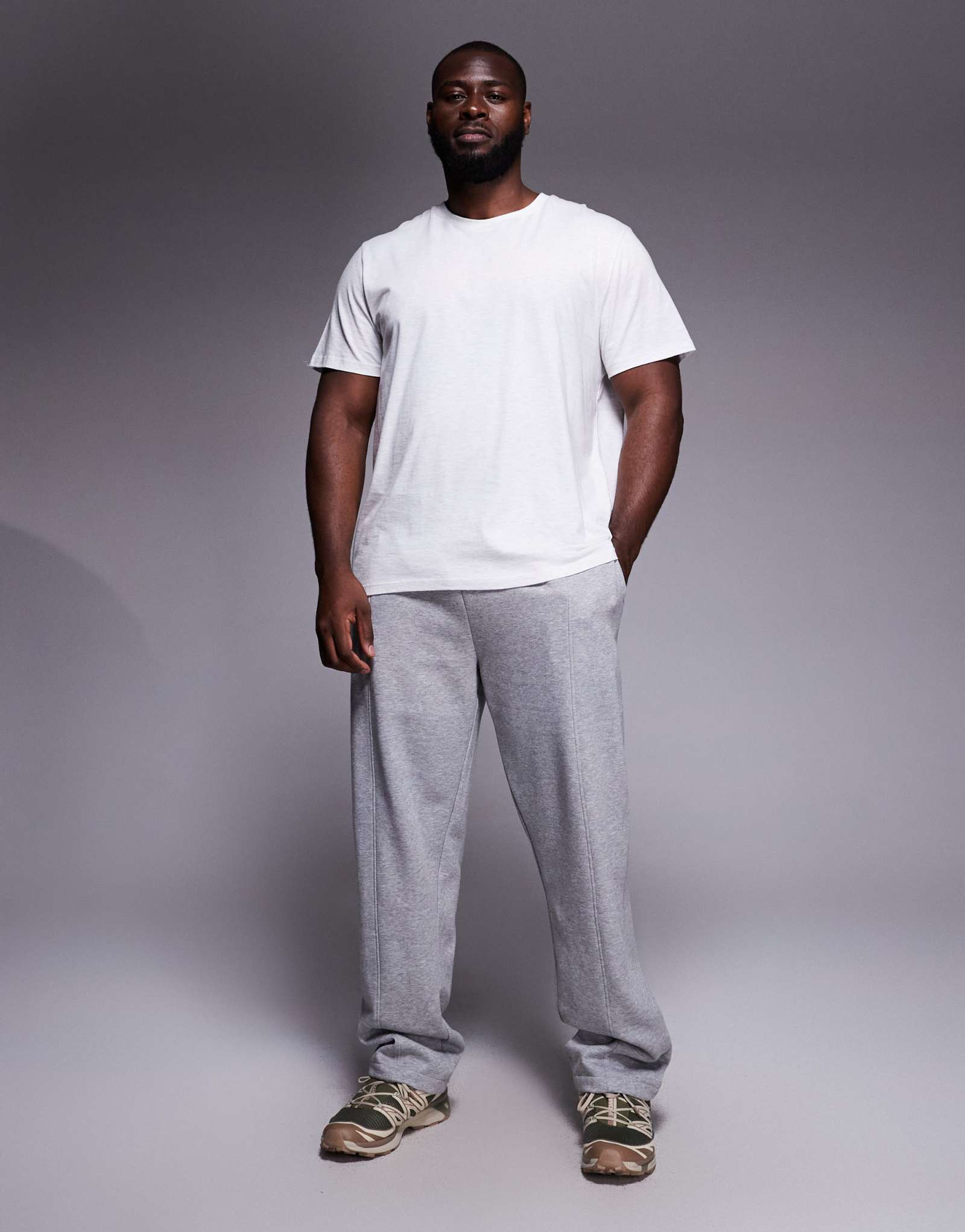 Дизайнерские спортивные брюки ASOS с прямыми штанинами и застежкой-молнией из серого вереска