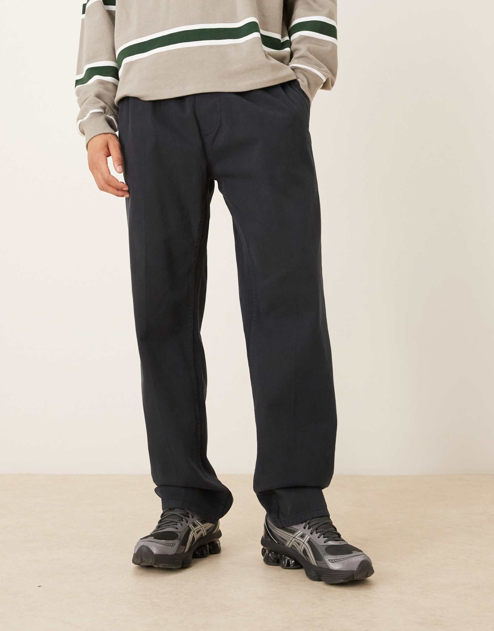 ДИЗАЙНЕРСКИЕ брюки ASOS прямого кроя со складками