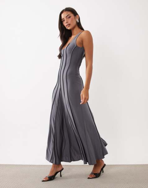 ASOS DESIGN stram maxikjole med dyb rund hals og synlige sømme i kulgrå - view 1