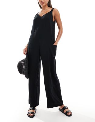 ASOS DESIGN - Strand-Jumpsuit in Schwarz mit Taschendetail