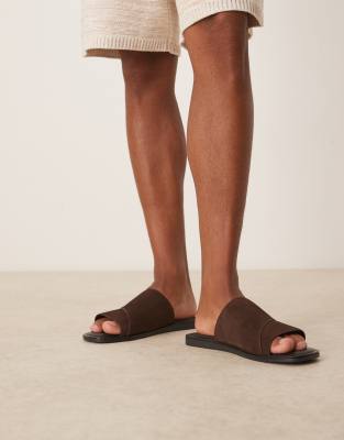  strap sandals  suede