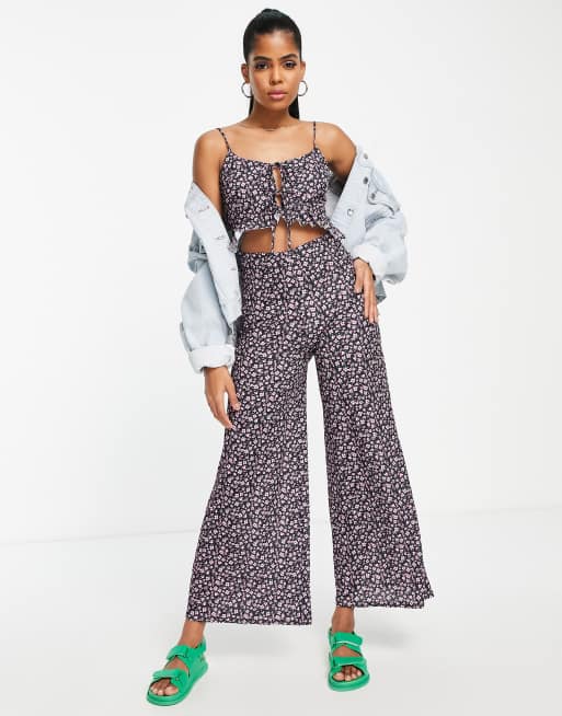 ASOS DESIGN strappy culotte jumpsuit in large daisy print