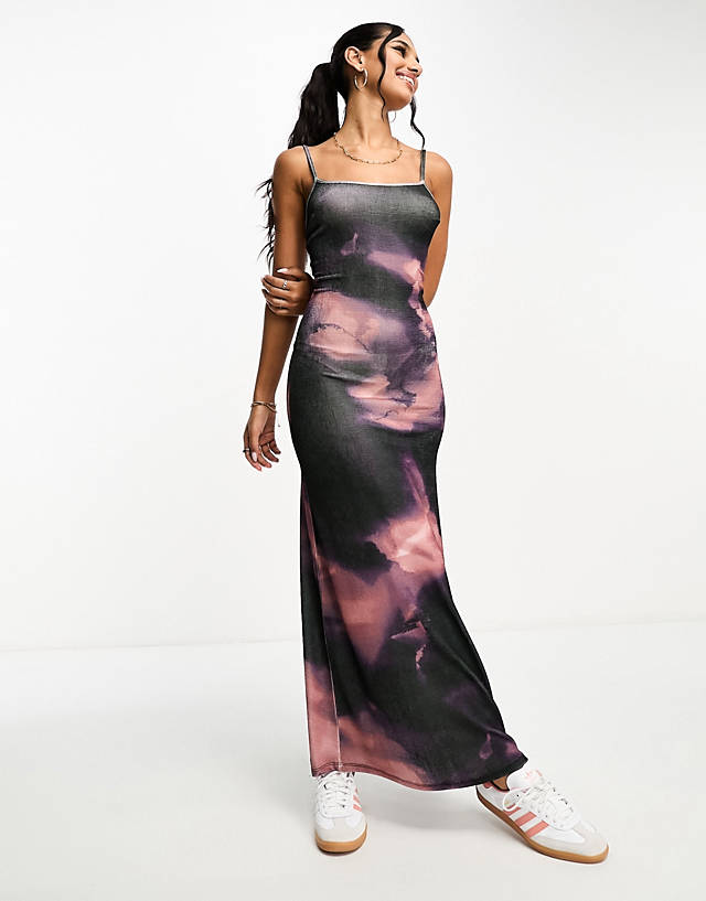 ASOS DESIGN - strappy slinky maxi dress in purple tonal abstract print