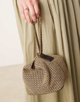 ASOS DESIGN ASOS DESIGN straw grab cookie clutch bag-Neutral