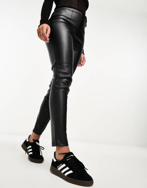 Stretch leather trousers