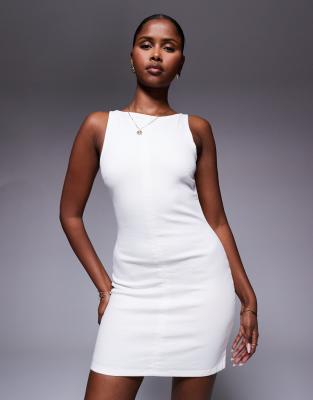 ASOS DESIGN - Stretch-Minikleid aus Denim in Ecru mit Nahtdetails-Weiß
