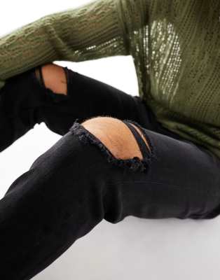 Thumbnail 2 of 5