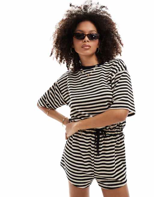 ASOS DESIGN - Stribet buksedragt med korte ærmer og elastisk bindetalje