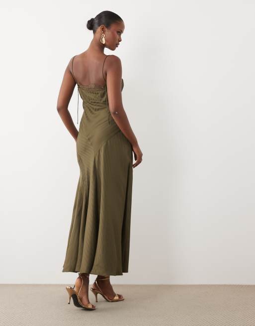 ASOS DESIGN stribet satin cami slip maxikjole med blondekant i mørk oliven, 4 af 4