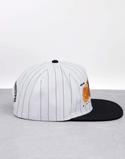 ASOS DESIGN - Stribet snapback-kasket med retro-inspireret 'Les Champions'-broderet, 2 af 4